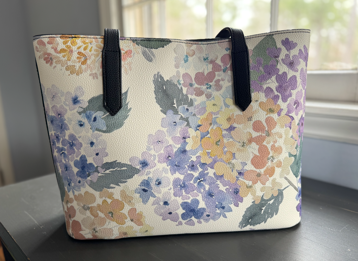 Endless Hydrangea Carry All