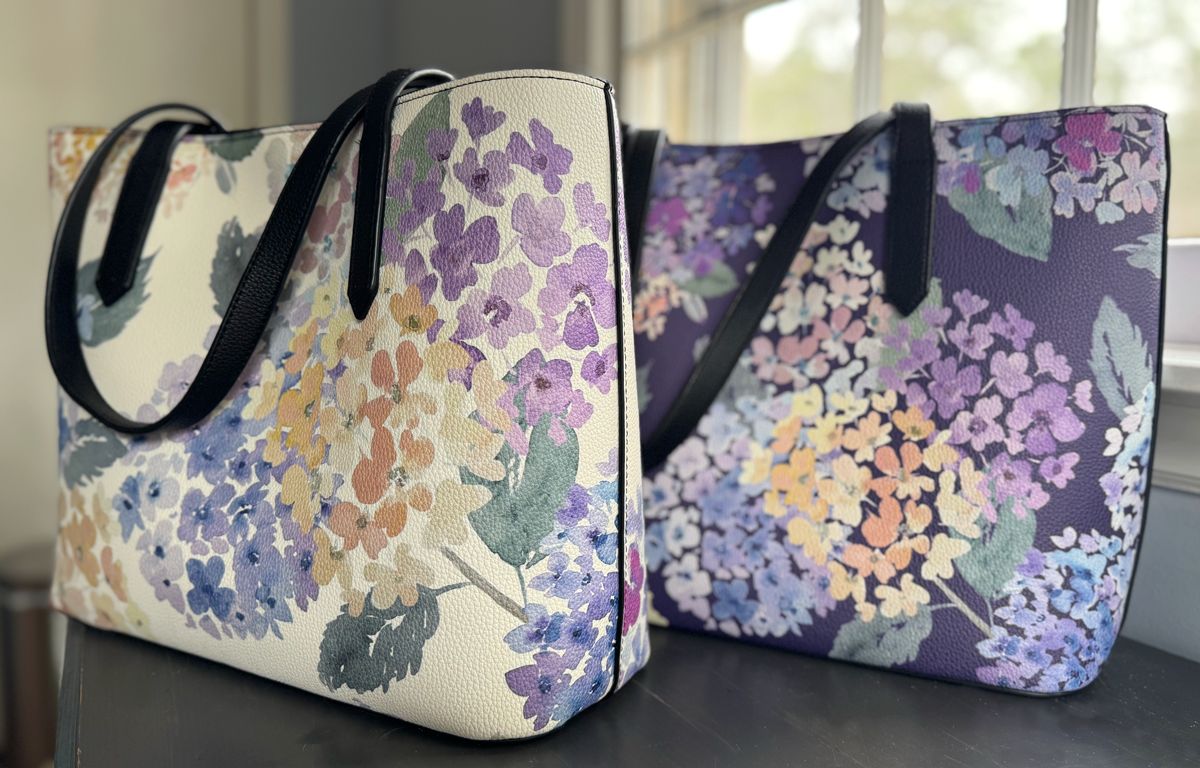 Endless Hydrangea Carry All